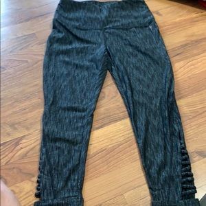 Danskin leggings size small